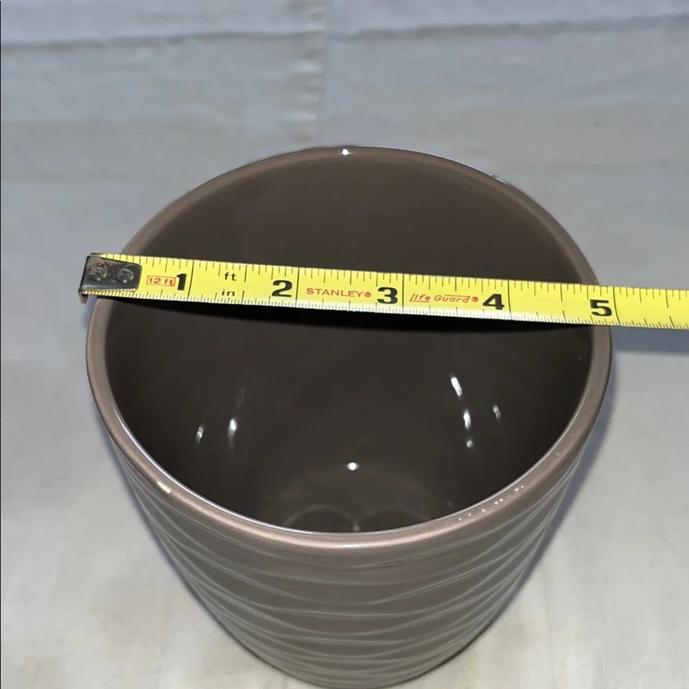 Textured Ceramic Planter in Dark Taupe